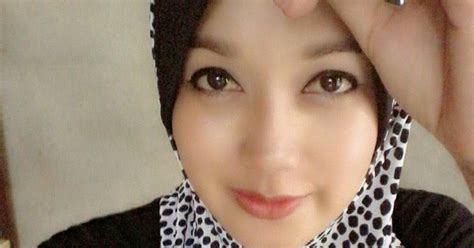 Cerita Ngentot Tante Berjilbab 